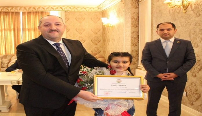 Cəlilabadın icra başçısı karate üzrə beynəlxalq turnirin qalibi Zəhra Salmanlı ilə görüşüb