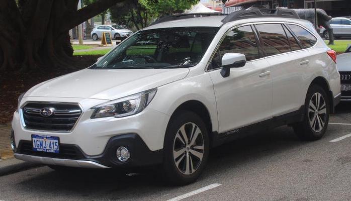 Стала известна цена нового Subaru Outback для России