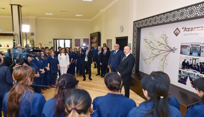 Prezident qadınlara səsləndi: “İşləyin, ərlərinizdən az asılı olun”