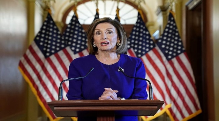 Pelosi Trampın impiçmenti ilə bağlı sənədin tez bir zamanda Senata göndəriləcəyini deyib