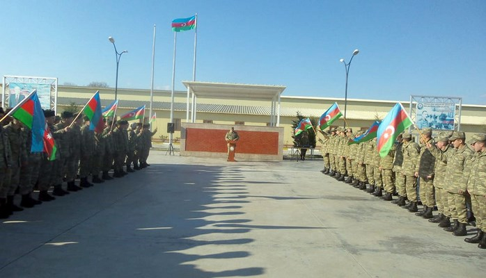 Hərbi qulluqçuların ehtiyata buraxılmasına həsr olunmuş mərasim keçirilib