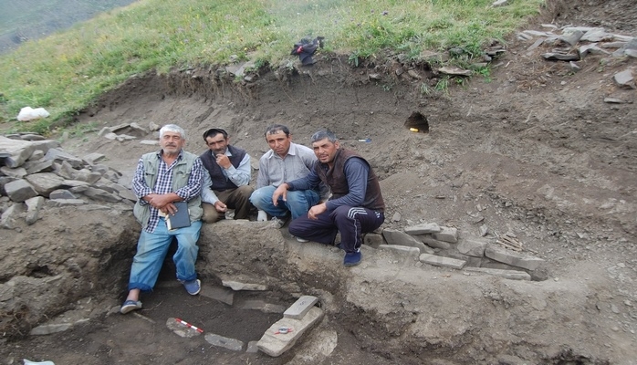 Xınalıqda 2500 il yaşı olan qədim nekropol aşkar edildi