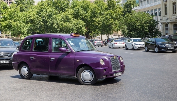 "London Taxi"ləri kimə lazımdır? – Dövlət puluna alınan maşınlar “su qiyməti”nə satılır