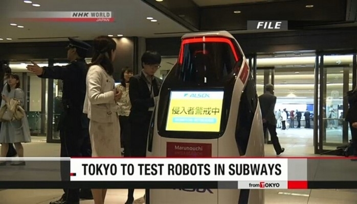 Tokio metrosunda köməkçi robotlar sınaqdan keçirilir