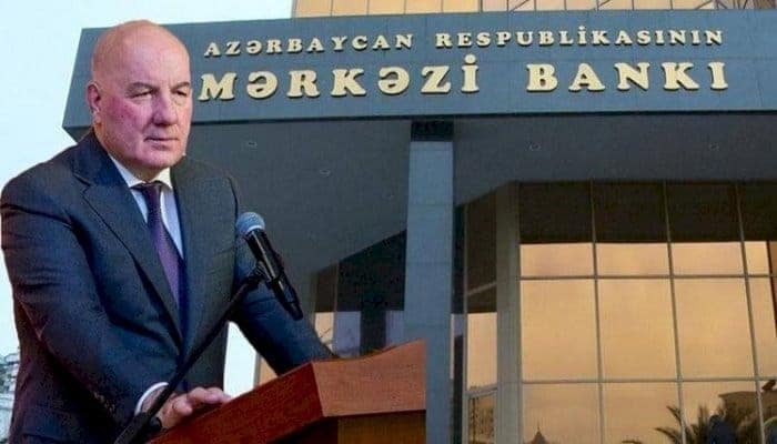 Elman Rüstəmov: “Bütün banklarda əhalinin ala biləcəyi qədər nağd valyuta var”