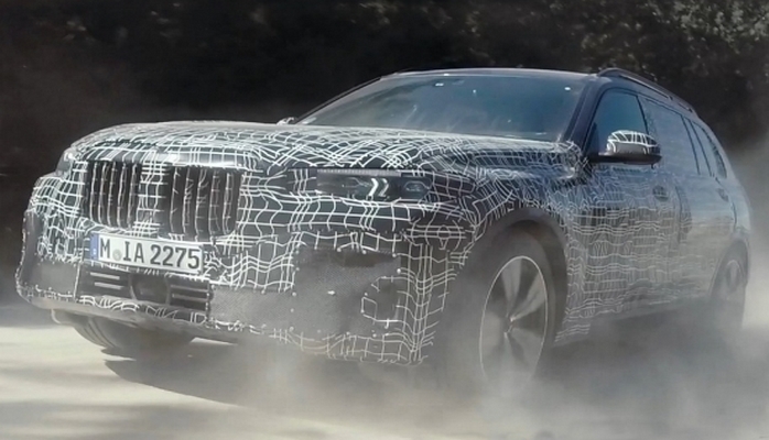 BMW şirkəti X7 modelini torpaq, qumluq və qarlı yollarda sınaqdan keçirdi