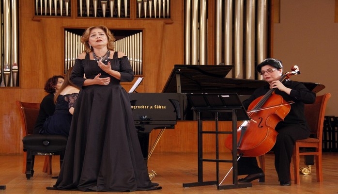 Azərbaycan Dövlət Fortepiano Triosunun çıxışı maraqla qarşılanıb