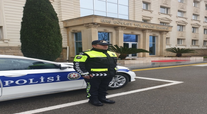 Yol polislərinin yeni forması