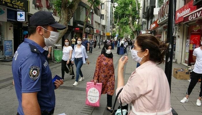 Maske takmayan sağlık personelinden ilginç bahane: Ben de sağlıkçıyım inanın çalışırken bile takmıyorum