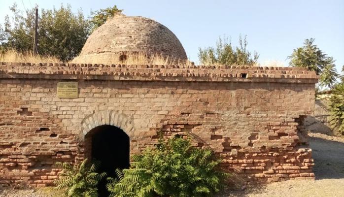 Bərdədə üç əsrlik hamam: kişilər ön, qadınlar isə arxa hissədən girirdilər