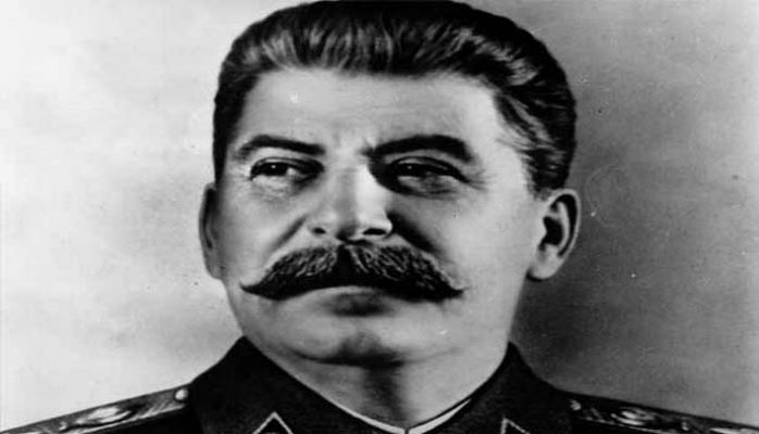 Stalinin ölümündən sonrakı maskası hərracda satıldı