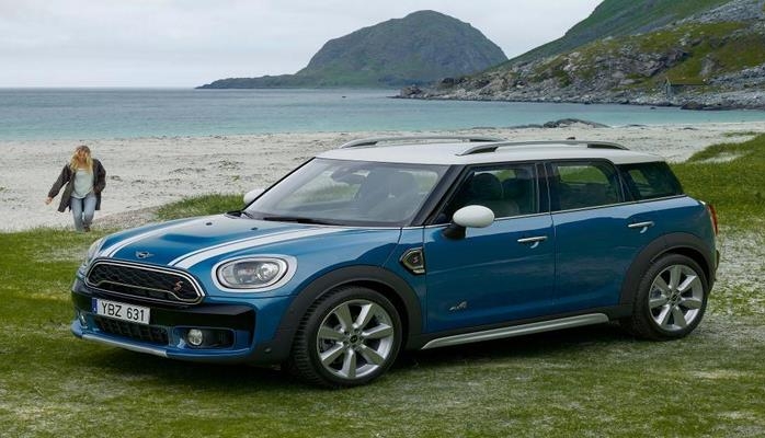 BMW отзывает 467 машин Mini Countryman в России