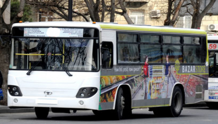 В Баку открылся новый автобусный маршрут