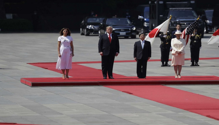 Yaponiya imperatoru ABŞ prezidentini qəbul edib