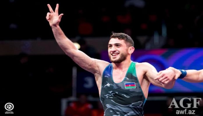 Азербайджанский борец одержал победу на чемпионате в Москве