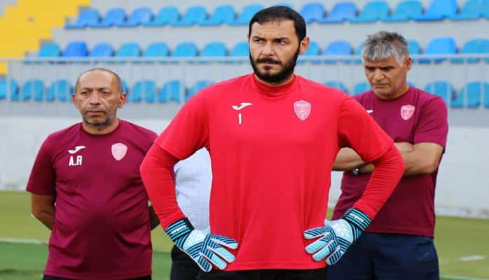 Bakı klubu 13 futbolçunu yola saldı - Siyahıda Kamran Ağayev də var