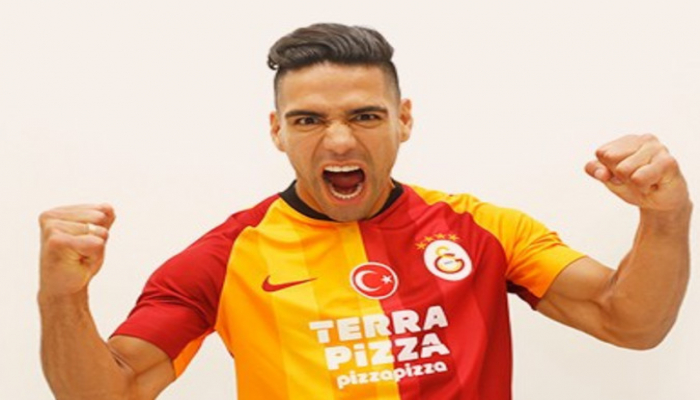 'Qalatasaray' Falkao ilə 3 illik müqavilə bağlayıb