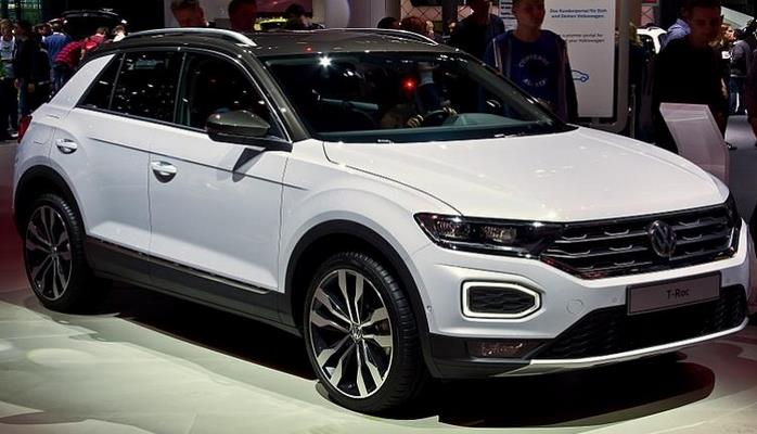 Компактный кроссовер Volkswagen T-Roc получил обновление