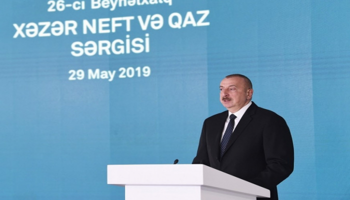 Prezident: 'Bu gün iqtisadiyyatın şaxələndirilməsi istiqamətində çox önəmli addımlar atırıq'