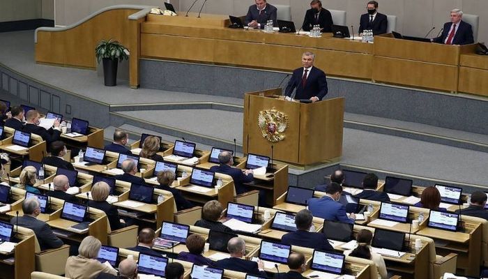 56 rusiyalı deputata cinayət işi AÇILDI