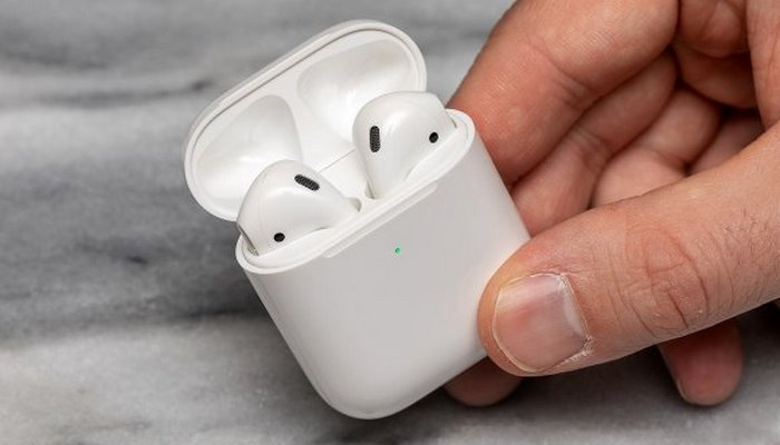 İki yeni AirPods modeli geliyor!