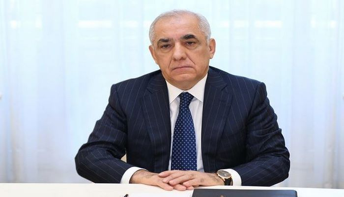 Baş nazir karantin rejiminin yenidən sərtləşdirilməsindən danışır