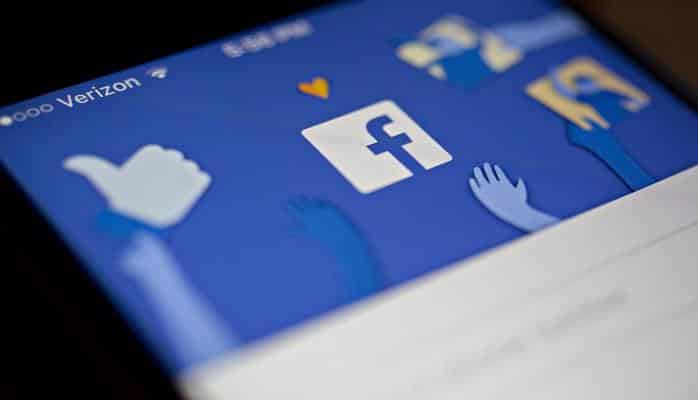 "Facebook"un səhmlərinin qiyməti 11,5% artıb