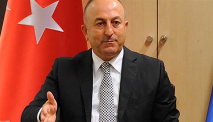 Çavuşoğludan şok: Makron xoruz kimi banlayır