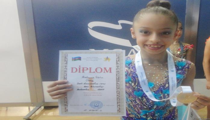 Gənc azərbaycanlı gimnast Gövhər İbrahimova həmişə birinci olmağı arzulayır