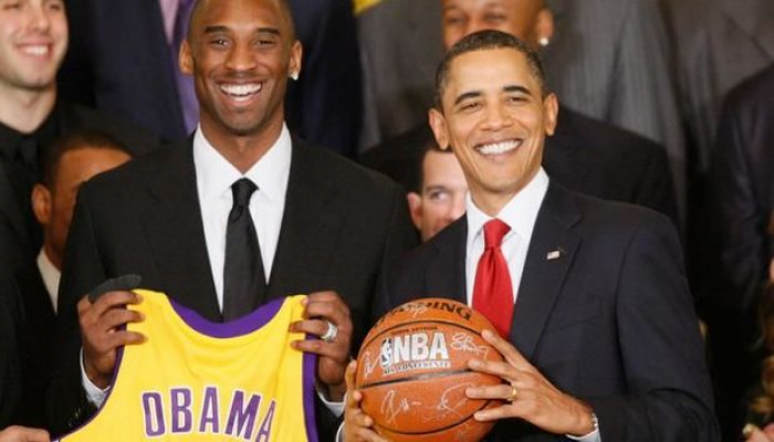 Obamanın basketbol maykası 120 min dollara satıldı