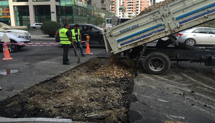 Bakıda daha bir yol çökdü