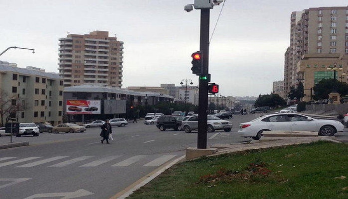 Yağış yağdı, Bakıda işıqforlar sıradan çıxdı