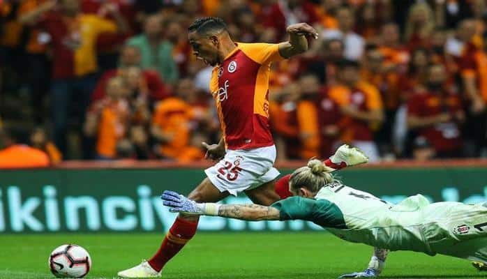 "Qalatasaray"ın futbolçusu "Sevilya"ya keçir - rəsmi