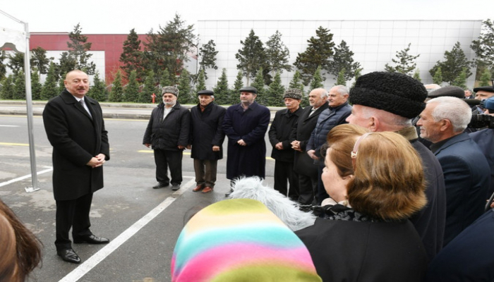 Dövlət başçısı: 'Biz daxil olan əlavə gəlirləri, ilk növbədə, sosial məsələlərin həllinə yönəldirik'