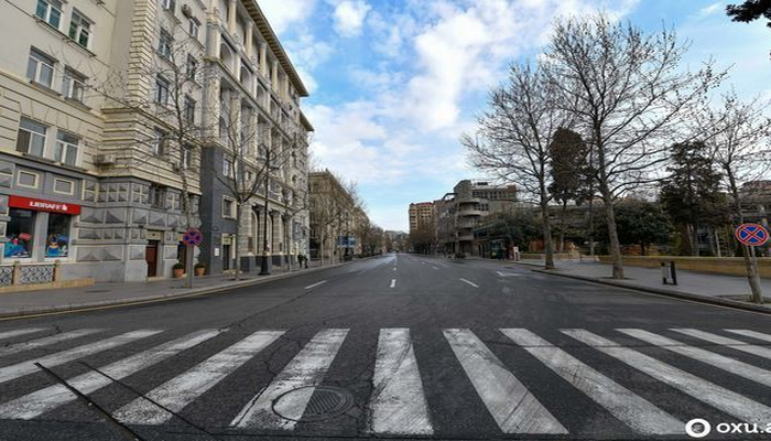 Yaxın iki ayda tam üç gün ərzində küçəyə çıxma qadağası təklif olunub - Rəsmi