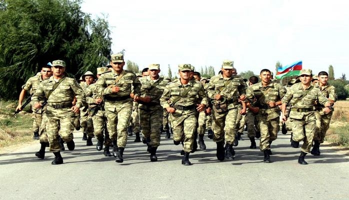 Azərbaycan Ordusunda sıçrayış marşı üzrə yarışlar keçirilir