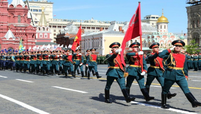 Moskvada Qələbə paradı başladı