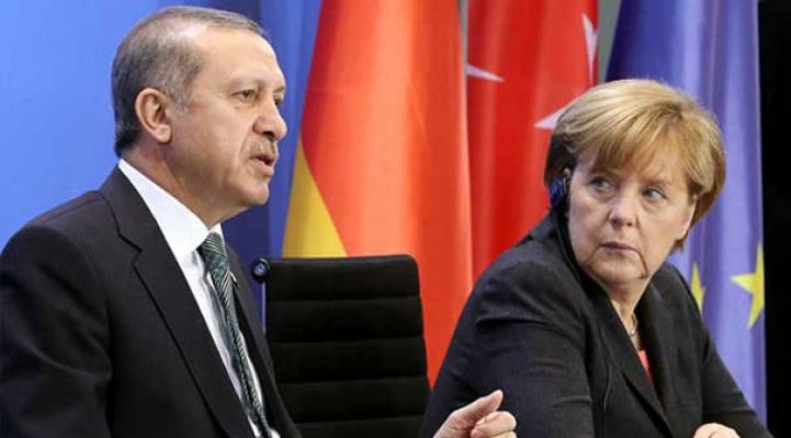 Ərdoğan tələb etdi, Merkel razılaşdı - Afinaya zərbə