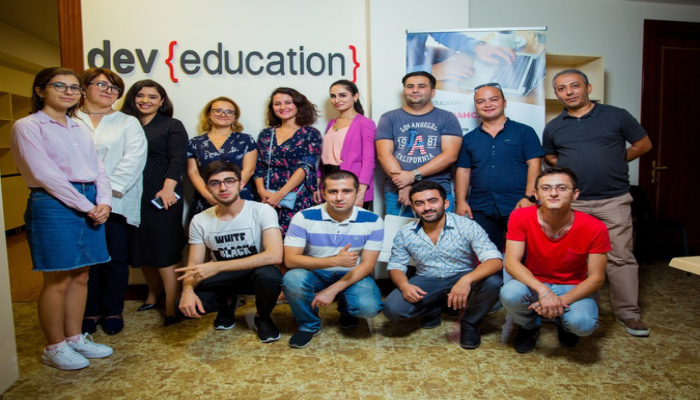 Bakıda “DevEducation” kolleci açılıb