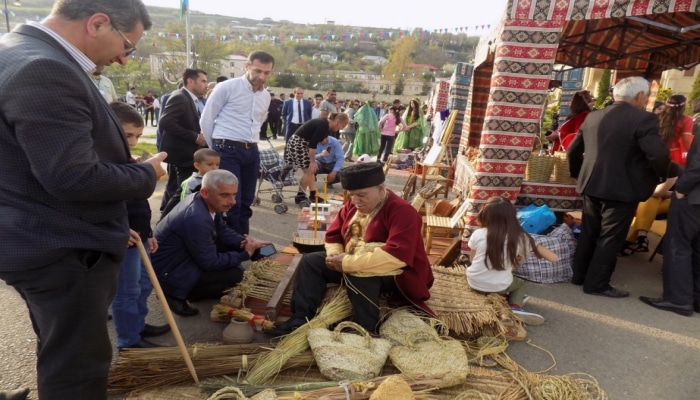 “Bölgələrdən Bölgələrə” Yaradıcılıq Festivalı uzunömürlülər diyarı Lerikdə