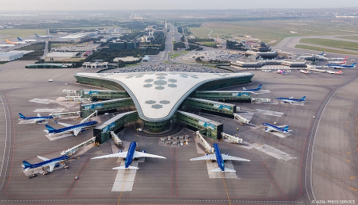 Güclü külək Bakıda Heydər Əliyev Beynəxalq Aeropotunun işinə təsir etməyib