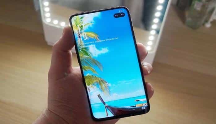 Опубликовано первое "живое" фото Samsung Galaxy S10+