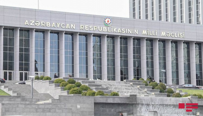 Milli Məclisin iclasının gündəliyinə dəyişiklik edilib