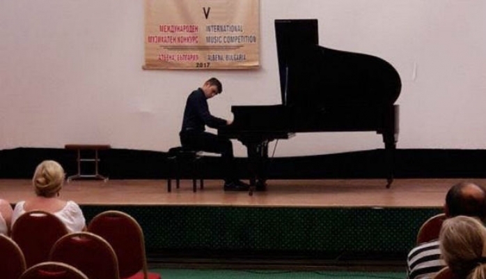 Azərbaycanlı pianoçu Bolqarıstanda uğura imza atdı