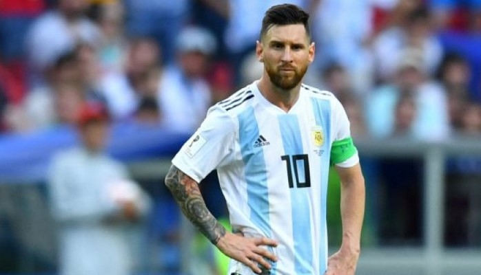 Argentinanın uğursuzluğunda Messi günahkardır