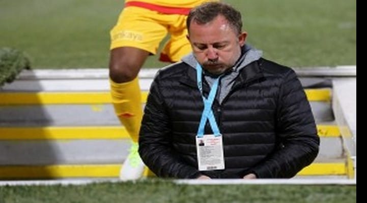 “Beşiktaş” klubuna yeni baş məşqçi təyin edildi – Tanınmış futbolçudur