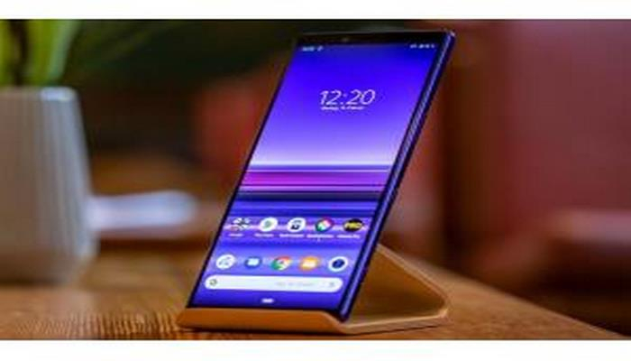 Yeni “Sony Xperia 2” smartfonu iki versiyada buraxılacaq