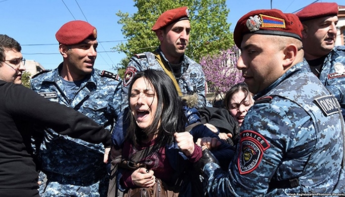 Ermənistan Azərbaycanla sərhədə polis qoşunları göndərir