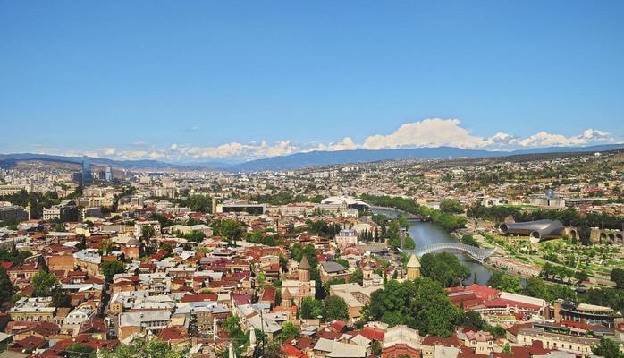 Gürcüstanda qripə görə uşaq bağçaları və məktəblər bağlana bilər