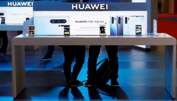 Ağ ev “Huawei” kompaniyası ilə əməkdaşlığa qoyulan qadağanı yumşaldıb